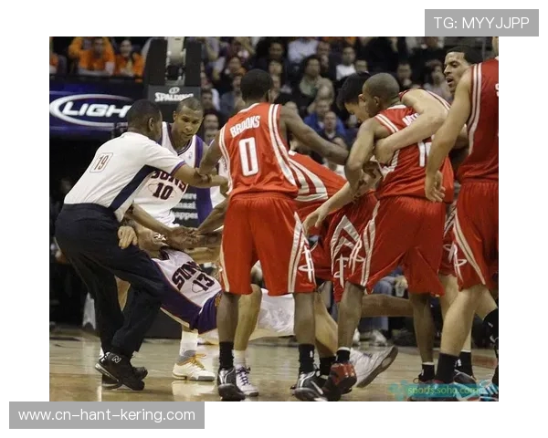 休斯顿火箭准备迎战挑战,球场上的激情对决即将上演 休斯顿火箭准备迎战挑战,球场上的激情对决即将上演