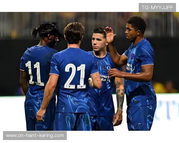 切尔西对阵卡拉巴克精彩比赛录像回放及精彩瞬间分析