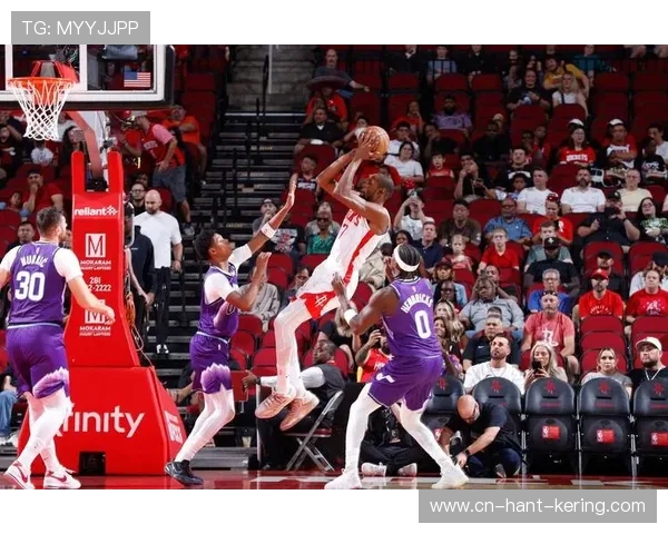 勇士与热火激战12月4日球迷期待精彩对决与精彩表现 勇士与热火激战12月4日球迷期待精彩对决与精彩表现