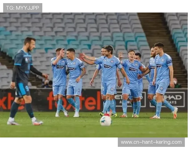 墨尔本胜利与蔚山现代激战正酣赛况回顾与精彩瞬间分析