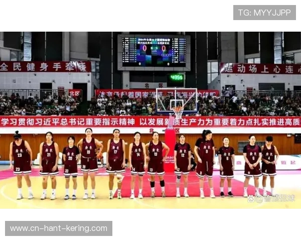 沈阳女篮与河南女篮激战正酣谁能在赛场上笑到最后